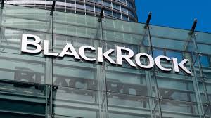 BlackRock Challenges SEC Over Different Treatment of Crypto Futures and Spot ETFs
