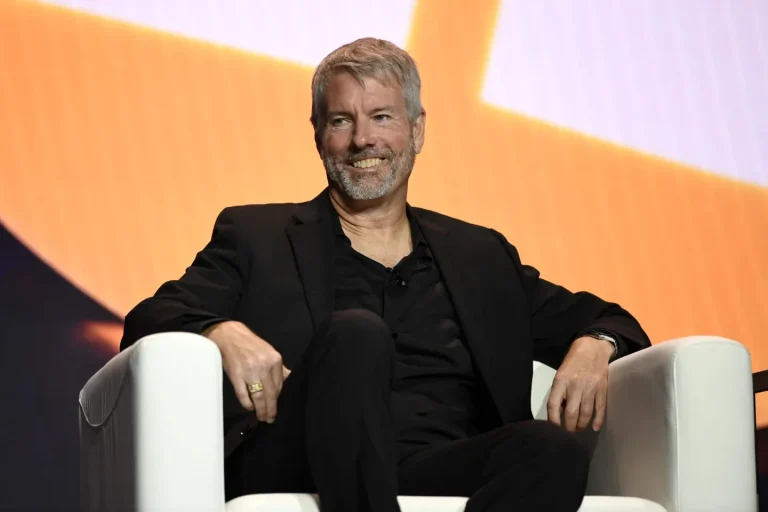 Saylor Advocates U.S. Dominance in Bitcoin