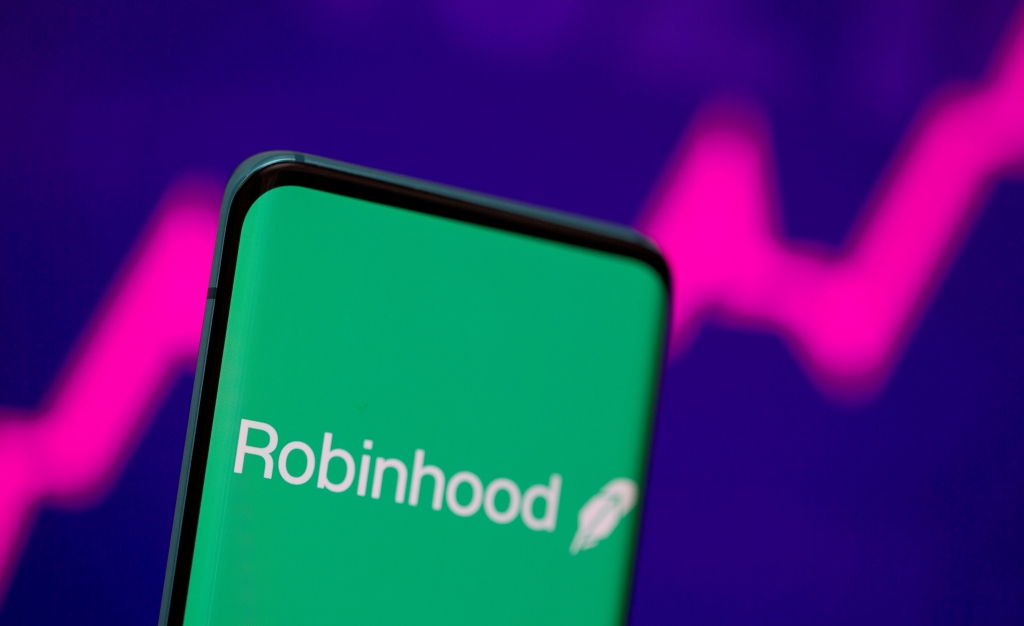 Robinhood expands crypto services