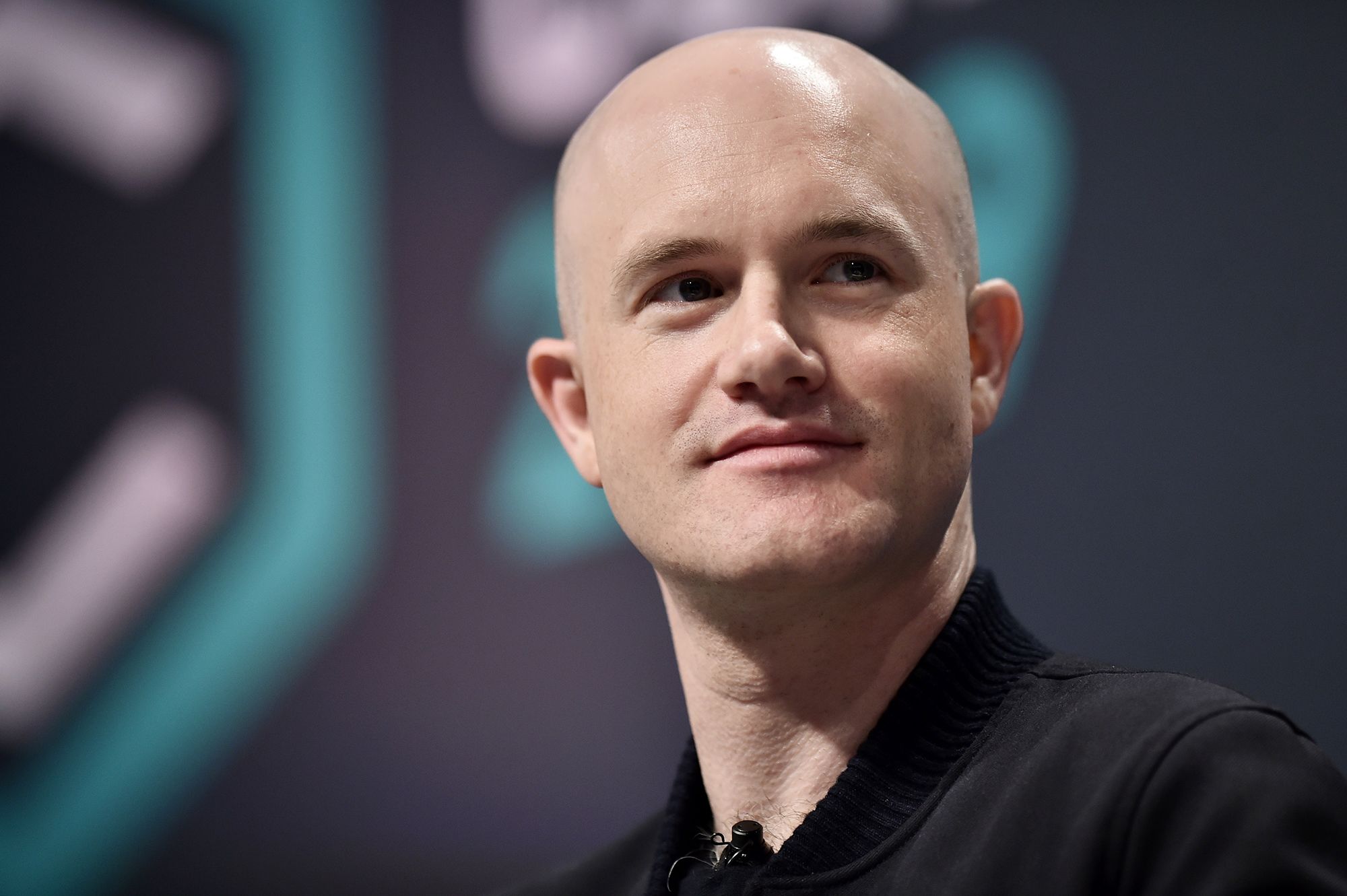 Coinbase CEO cuts ties